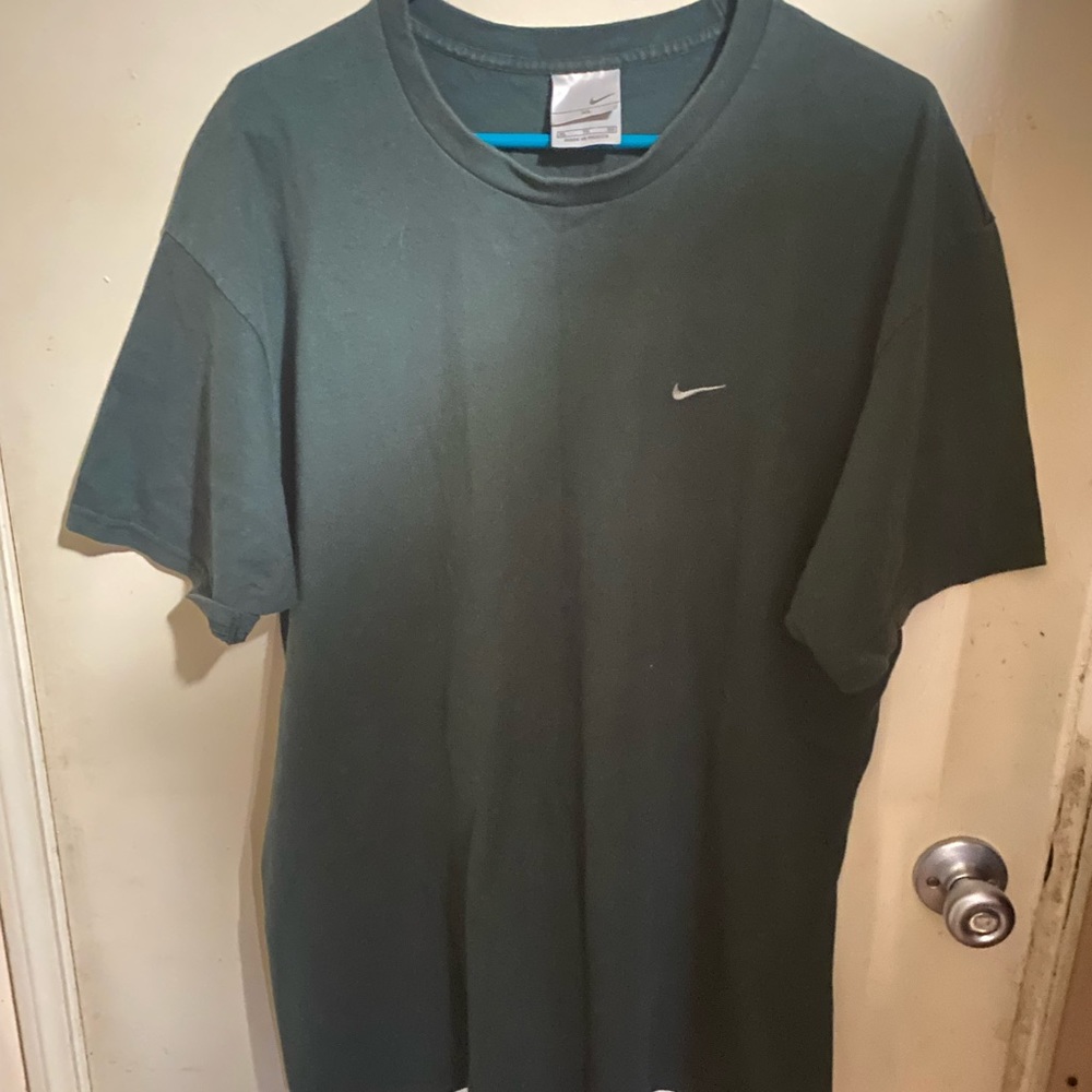 Vintage 90s nike tee